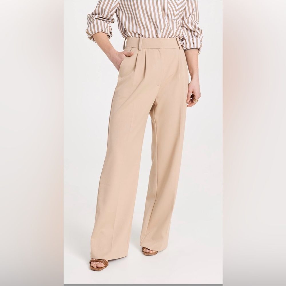 Favorite Daughter
The Favorite Pants (Petite)
Size 12